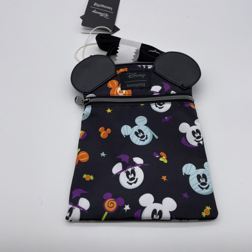 Mickey Mouse LoungeFly Halloween Passport‎ Bag Pumpkin Disney